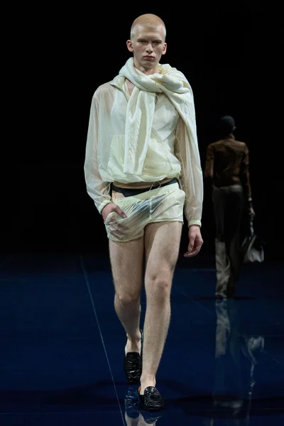 Look 20